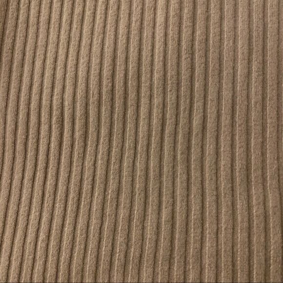 Bershka | Long Sleeve Beige Crop Nevk Top - Picture 12 of 12